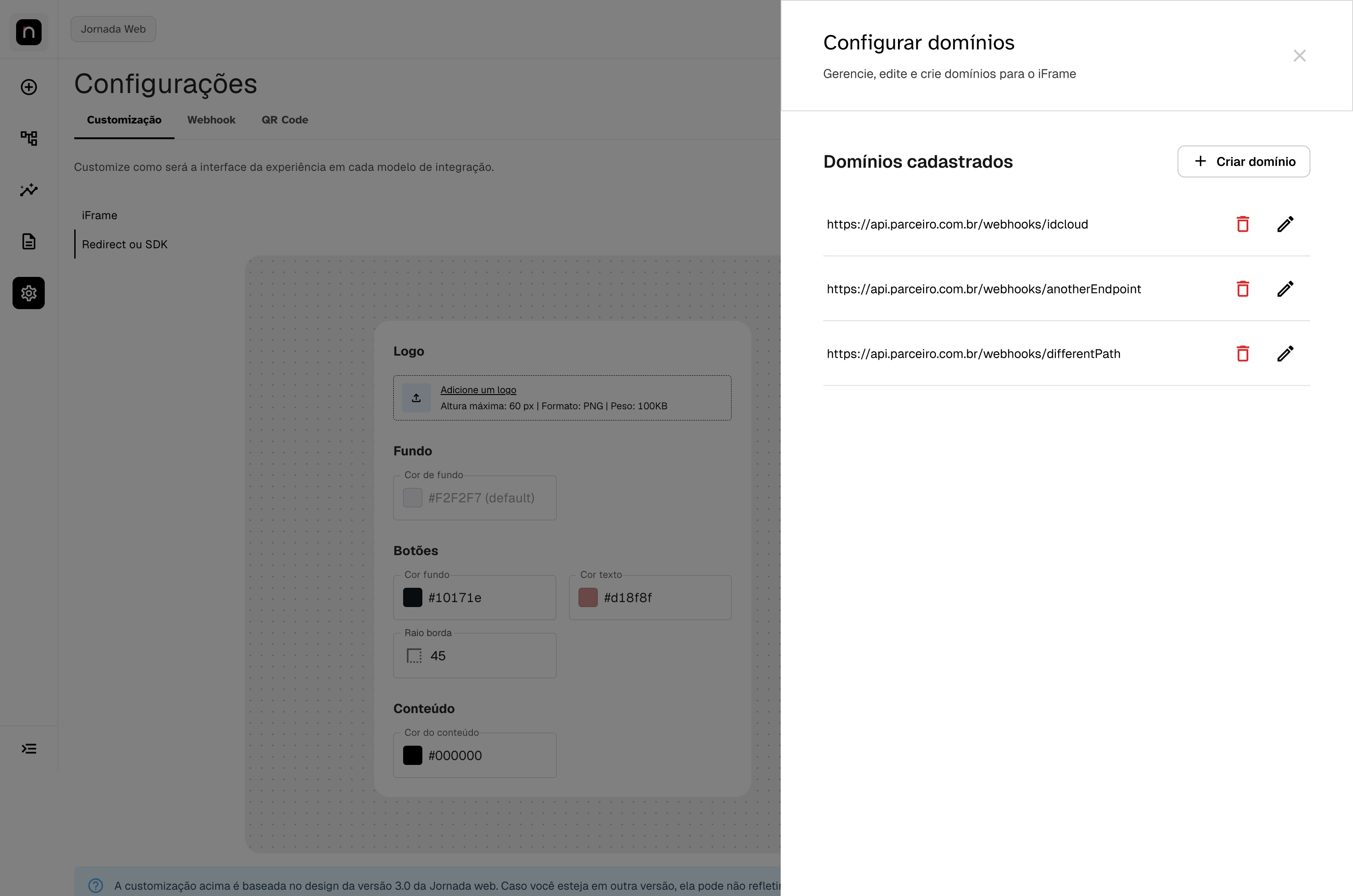 Painel Configurar domínios com a lista de domínios cadastrados